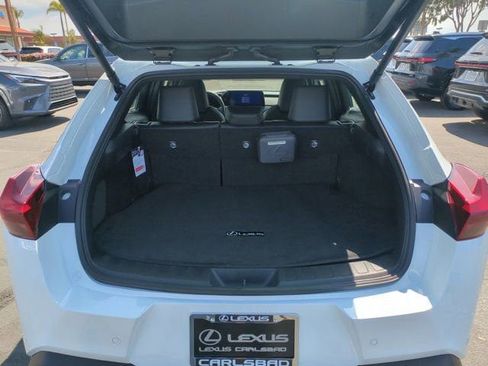 New 2026 Lexus UX 300h FWD image 23