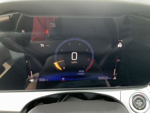 Used 2025 Chevrolet Trax LT w/ LT Convenience Package FWD image 22