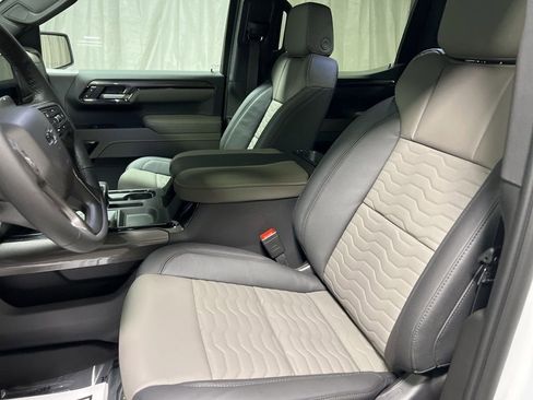 New 2026 Chevrolet Silverado 1500 ZR2 w/ LPO, Dark Essentials Package AWD/4WD image 25