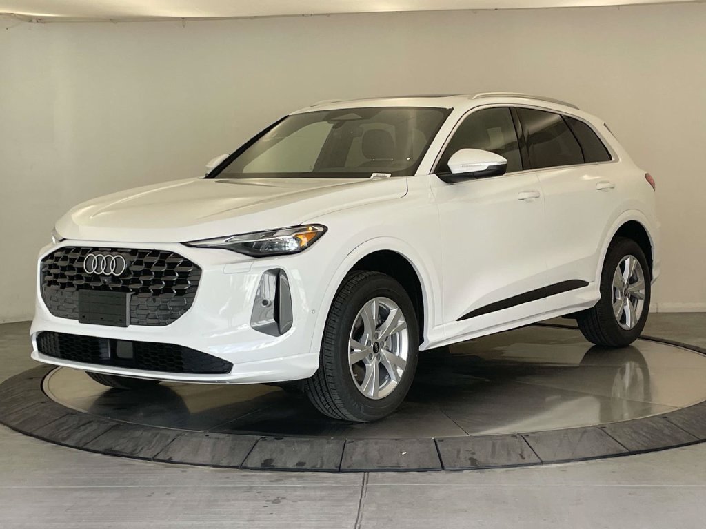 New 2026 Audi Q5 Premium AWD/4WD image 1