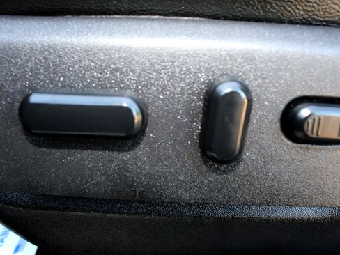 Used 2016 Ford F250 Lariat w/ Lariat Ultimate Package image 13