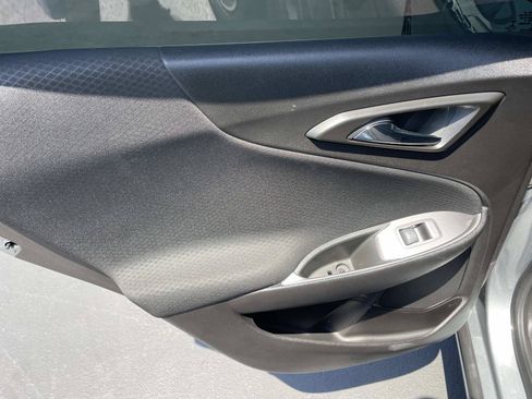 Used 2024 Chevrolet Malibu RS FWD image 24