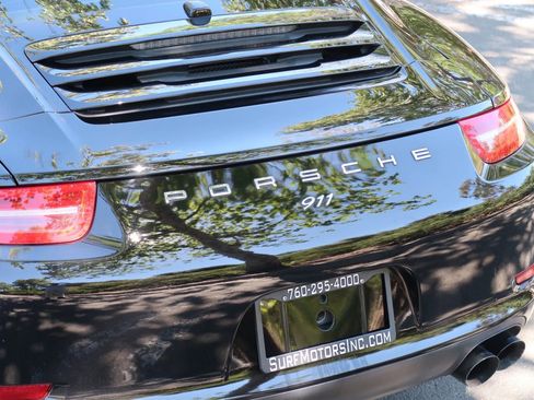 Used 2016 Porsche 911 Carrera image 11