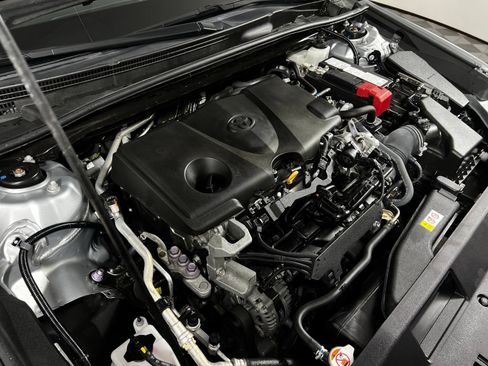 Certified 2023 Toyota Camry SE FWD image 10