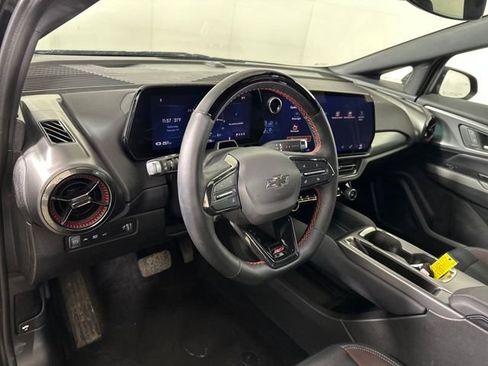 Used 2024 Chevrolet Equinox EV RS image 13