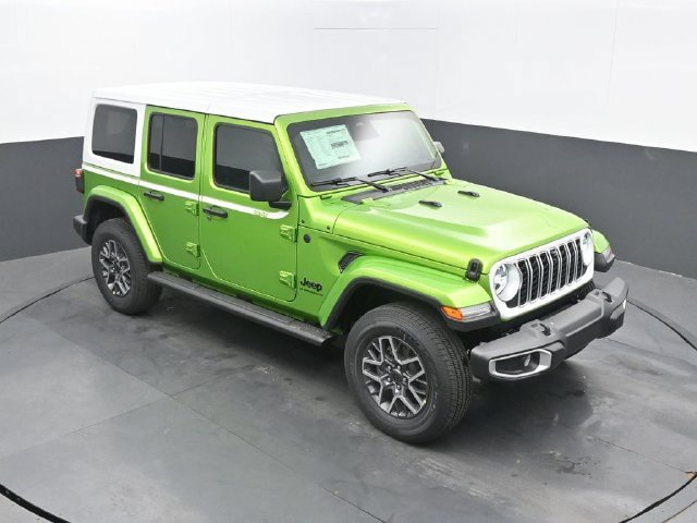 New 2026 Jeep Wrangler Unlimited Sahara w/ Whitecap Package AWD/4WD image 52