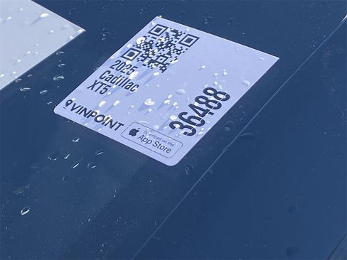 Certified 2025 Cadillac XT5 Premium Luxury image 33