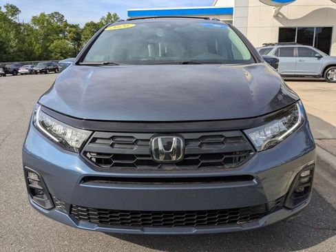 Certified 2026 Honda Odyssey EX-L image 3
