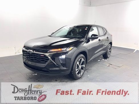 New 2026 Chevrolet Trax RS w/ Driver Confidence Package image 1