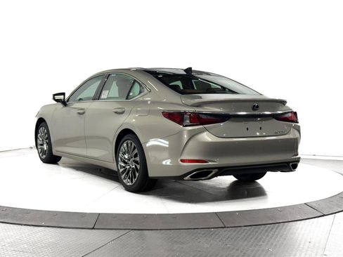 New 2025 Lexus ES 350 Ultra Luxury image 9