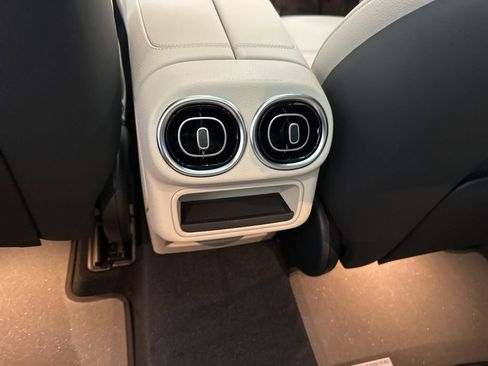 New 2026 Mercedes-Benz GLC 300 image 21