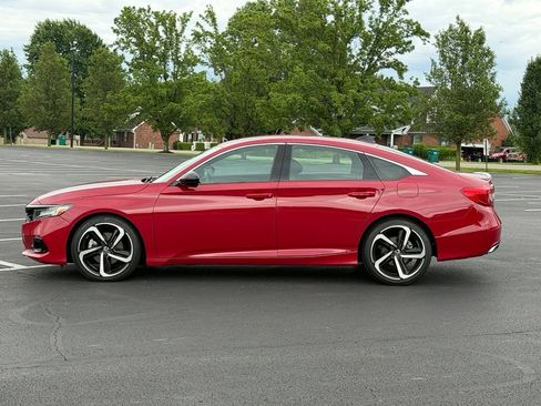 Used 2021 Honda Accord Sport image 4