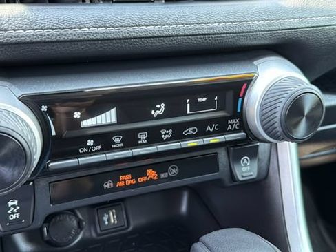 Certified 2024 Toyota RAV4 LE AWD/4WD image 19