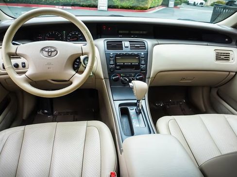 Used 2004 Toyota Avalon XL w/ Luxury Pkg FWD image 16