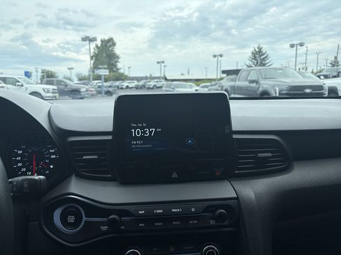 Used 2022 Hyundai Veloster N FWD image 26