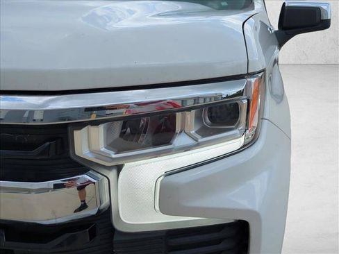 Used 2022 Chevrolet Silverado 1500 LT RWD image 9