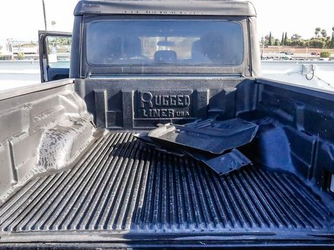 Used 2021 Jeep Gladiator Sport AWD/4WD image 31