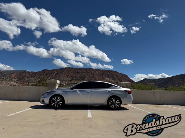 Used 2019 Nissan Altima 2.5 SR FWD image 4