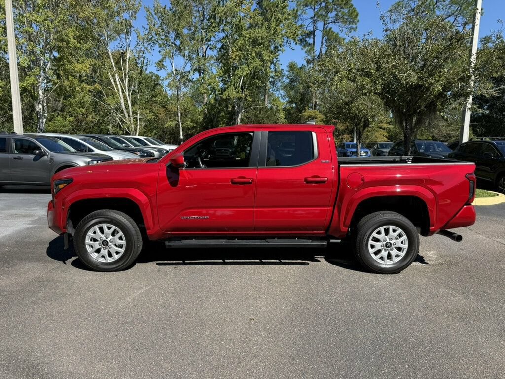Used 2025 Toyota Tacoma SR5 RWD image 2