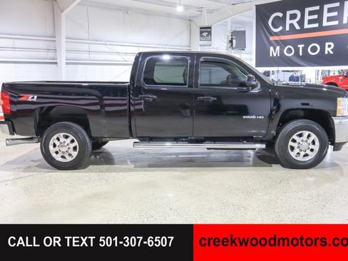 Used 2014 Chevrolet Silverado 2500 LTZ w/ LTZ Plus Package AWD/4WD image 24