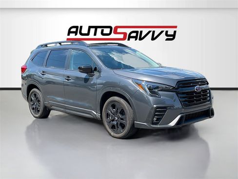 Used 2024 Subaru Ascent Onyx Edition image 1
