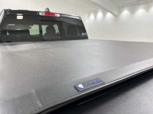 Used 2022 RAM 1500 Big Horn AWD/4WD image 10