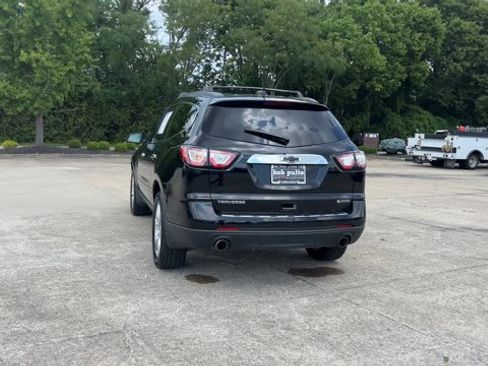 Used 2017 Chevrolet Traverse Premier FWD image 7