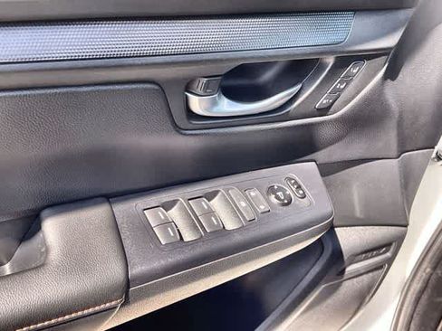 Used 2025 Honda CR-V Sport-L image 30