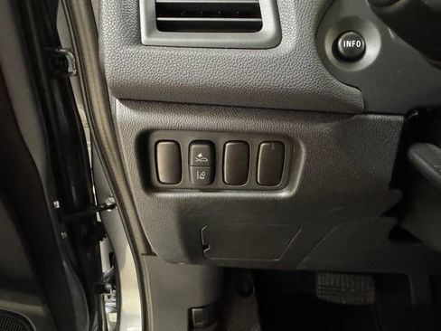 Used 2025 Mitsubishi Outlander Sport ES AWD/4WD image 10
