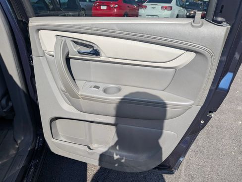 Used 2015 Chevrolet Traverse LS FWD image 35