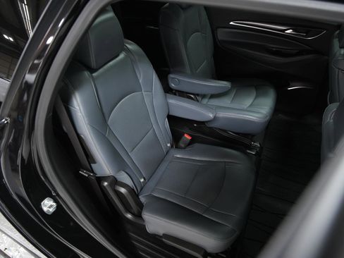 Used 2024 Buick Enclave Premium w/ Experience Buick Package image 16