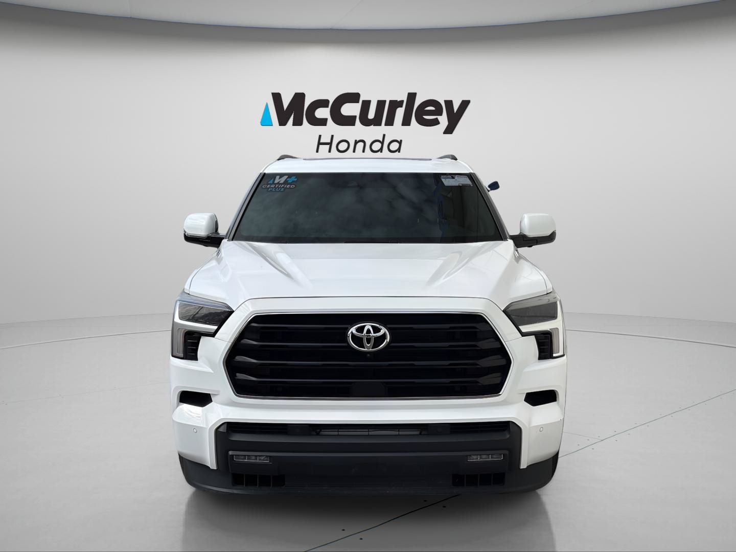 Used 2025 Toyota Sequoia SR5 AWD/4WD image 8