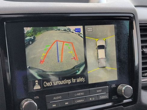 Used 2023 Nissan Frontier PRO-4X w/ Pro-4X Premium Package image 16