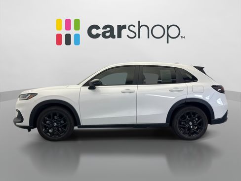 Used 2025 Honda HR-V Sport image 2