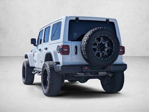 Used 2021 Jeep Wrangler Unlimited Sahara image 8