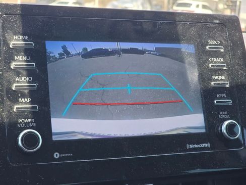 Used 2022 Toyota Camry LE image 18