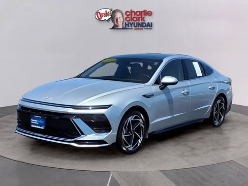 Certified 2024 Hyundai Sonata SEL w/ Convenience Package FWD image 1