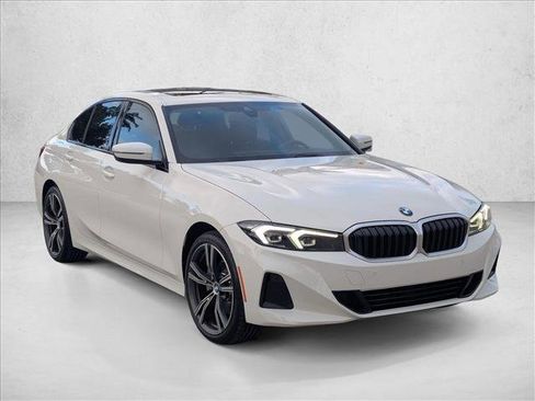 Certified 2023 BMW 330i Sedan w/ Premium Package image 3