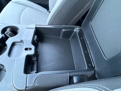 Used 2024 RAM 2500 Big Horn w/ Bed Utility Group image 32