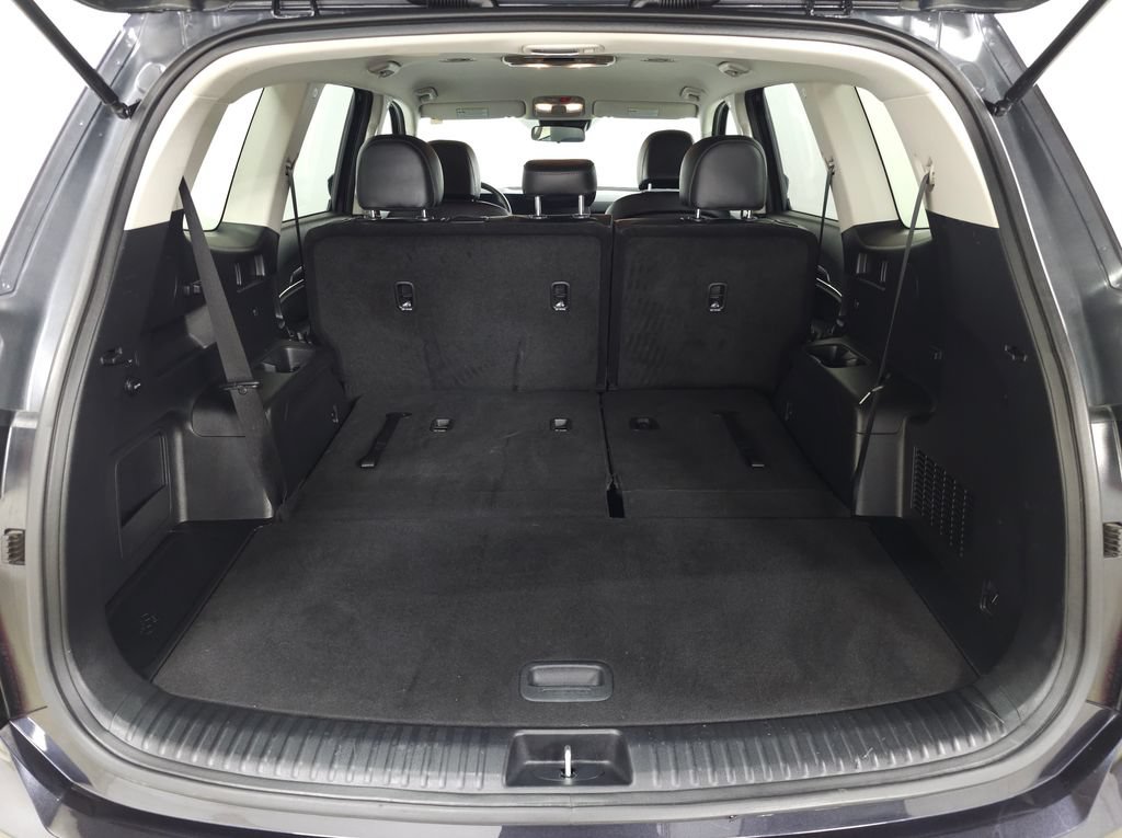 Used 2025 Kia Telluride LX FWD image 8