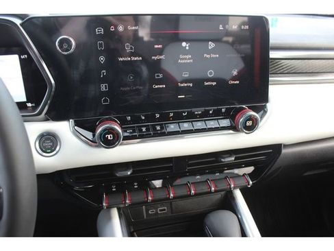New 2026 GMC Canyon AT4X w/ AT4X AEV Edition AWD/4WD image 35