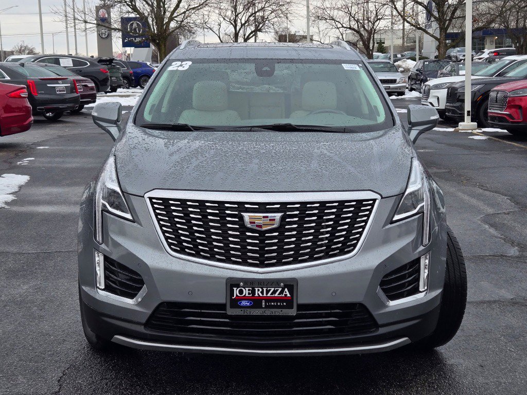 Used 2023 Cadillac XT5 Premium Luxury FWD image 2