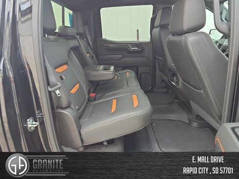 Used 2022 GMC Sierra 1500 AT4 w/ AT4 Preferred Package image 38