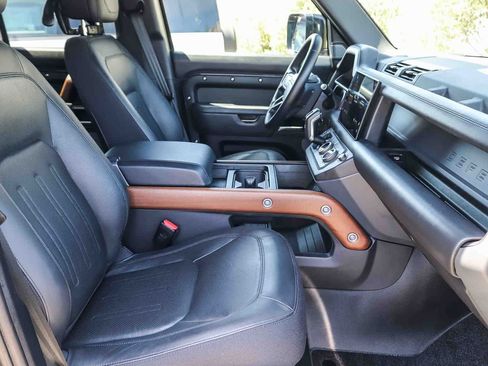 Used 2024 Land Rover Defender 110 X AWD/4WD image 16