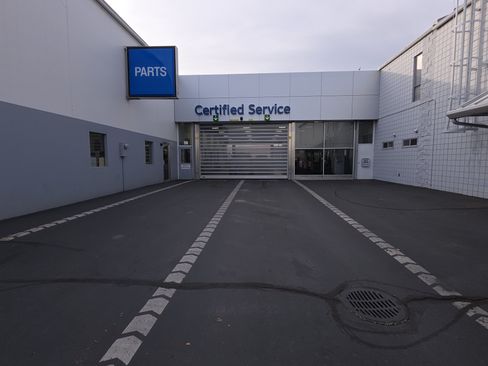 Used 2025 Chevrolet Blazer LT AWD/4WD image 4