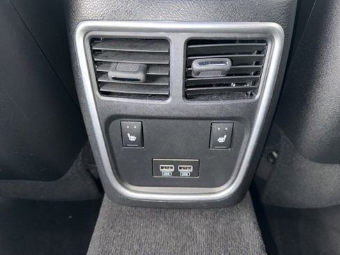 Used 2021 Dodge Charger GT w/ Plus Group image 6