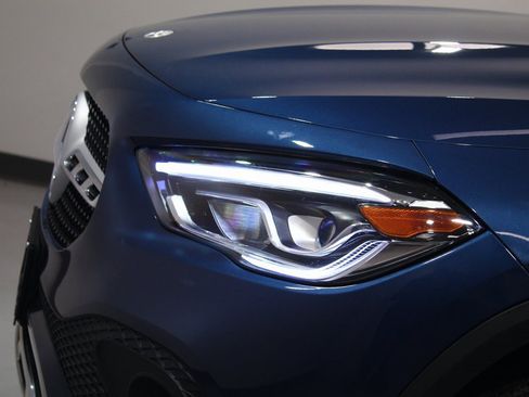 Used 2022 Mercedes-Benz GLA 250 4MATIC image 15