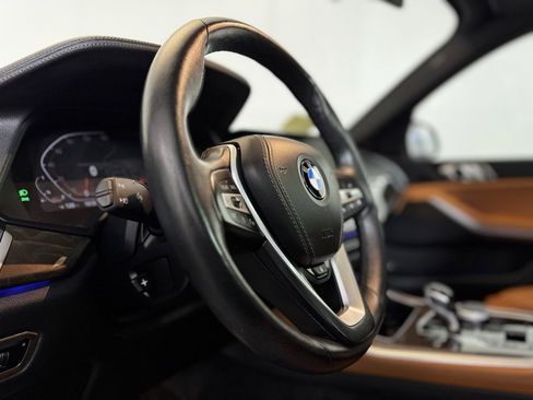 Used 2022 BMW X5 xDrive40i w/ Premium Package image 14