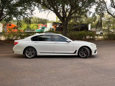 Used 2016 BMW 740i RWD image 4