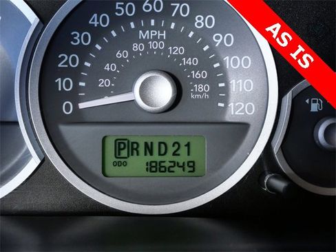 Used 2005 Mercury Mariner Luxury image 21